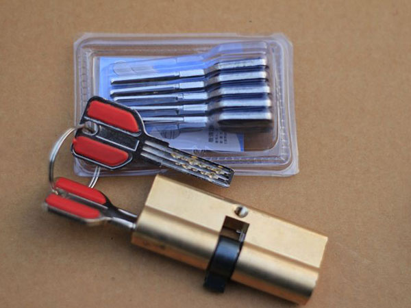 慈溪24小时上门开锁公司